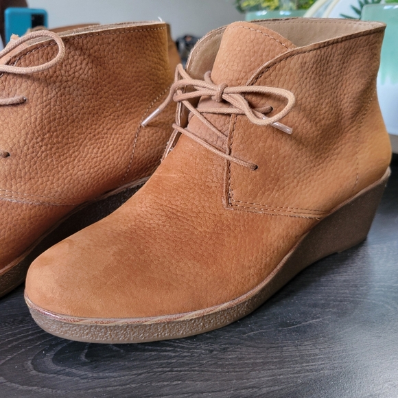 Lucky Brand booties - Picture 3 of 12